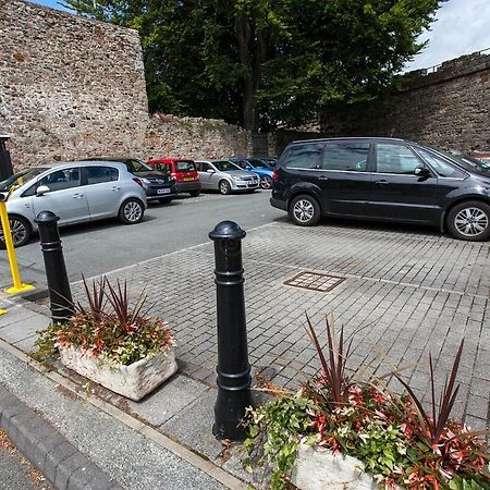 Ty Dre Town House Hotel Caernarfon Exterior photo